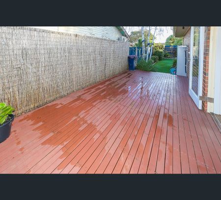 5/184 Wattle Valley Road, Camberwell, Vic 3124 - Photo 3