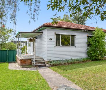 Tidy Two Bedroom Home in Convenient Location - Photo 5