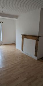 A NOGENT LE ROTROU, CENTRE VILLE, Charmant appartement d'environ 71 m2 situé au 2ème et dern... - Photo 4