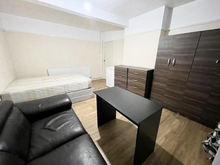 5 bedroom house share to rent - Photo 3