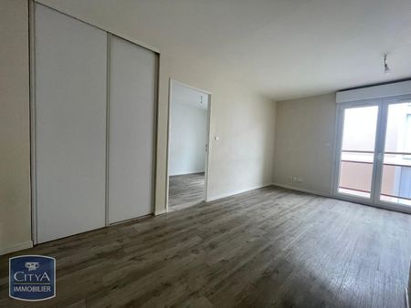 Location Appartement 2 pièces 35m² POITIERS 86000 - Photo 2