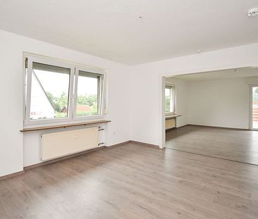 Lichtdurchflutete 2-Zimmer-Wohnung mit Balkon in SZ-Thiede! - Photo 1