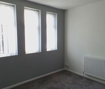 Aberporth Road, Cardiff - Photo 1