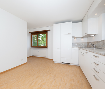 Tolle 4 Zimmer-Wohnung an zentraler Lage - Foto 3