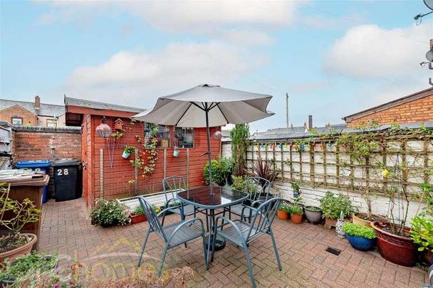 Brideoake Street, Leigh, WN7 - Photo 1