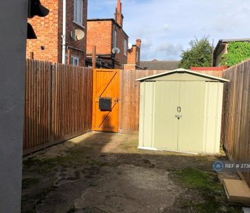 1 bedroom flat to rent - Photo 6