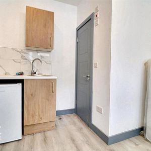 1 bedroom terraced house to rent - Photo 2