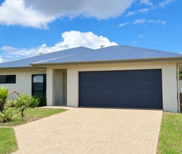 Comfortable Living in a Convenient Location - Photo 3