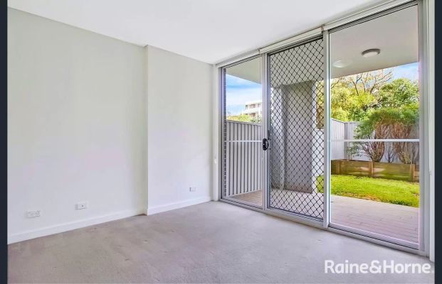 Apartment with 2 bedrooms, 2 bathrooms & parking for 1 car - Photo 1