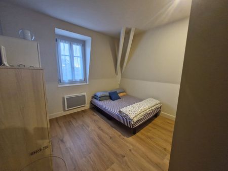 Location Appartement 2 pièces 45m² - Photo 2