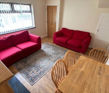 39 Irwin Place, Donaghcloney, BT66 7LN - Photo 1