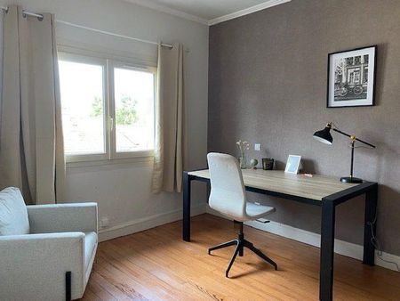 Appartement meublé à louer - 3 pièces - 53 m² - Photo 2