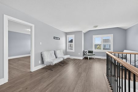 For Lease - 35 Tyndall Drive, Bradford West Gwillimbury, Ontario - Photo 4