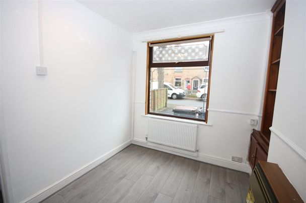 Bermuda Village, Nuneaton, CV10 - Photo 1