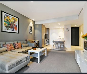 Prestigious 35 Spring Street - Luxurious One-Bedroom Apartment with... - Photo 1