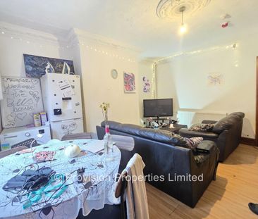 5 Bedroom Student Properties Leeds - Photo 5