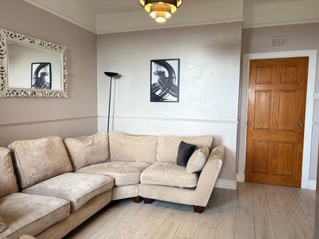 1 Bed Flat, Victoria Road, AB11 - Photo 3