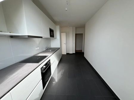 UNBEFRISTET: Attraktive, klimatisierte Dachgeschoßwohnung mit großer Terrasse / Attractive, air-conditioned apartment with large terrace - Photo 2