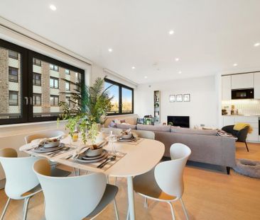 3 bedroom flat to rent - Photo 1