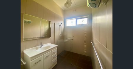 Conveniently located 2 Bedroom Home - Photo 5