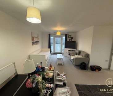 2 bedroom flat to rent - Photo 4