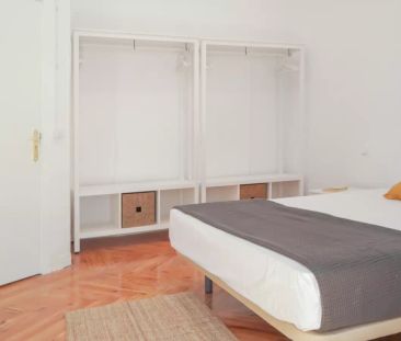 Single Bed in Room in a shared 7-bedroom apartment for rent in Pala... - Photo 4