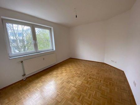 Charmante Wohnung mit Aufzug und Balkon - wird von uns renoviert. - Foto 3