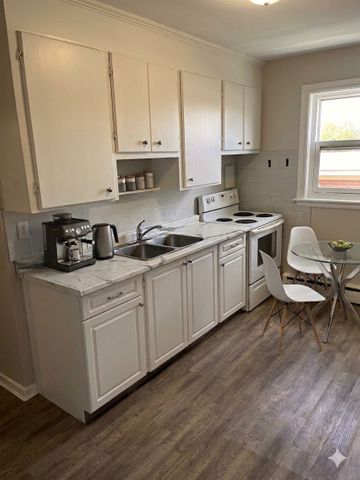 For Lease - 666 Fennell Avenue Unit# 4, Hamilton, Ontario - Photo 2