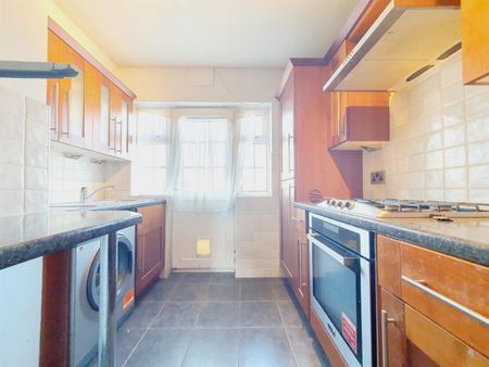 The Vale, East Vale, London W3 - Photo 3