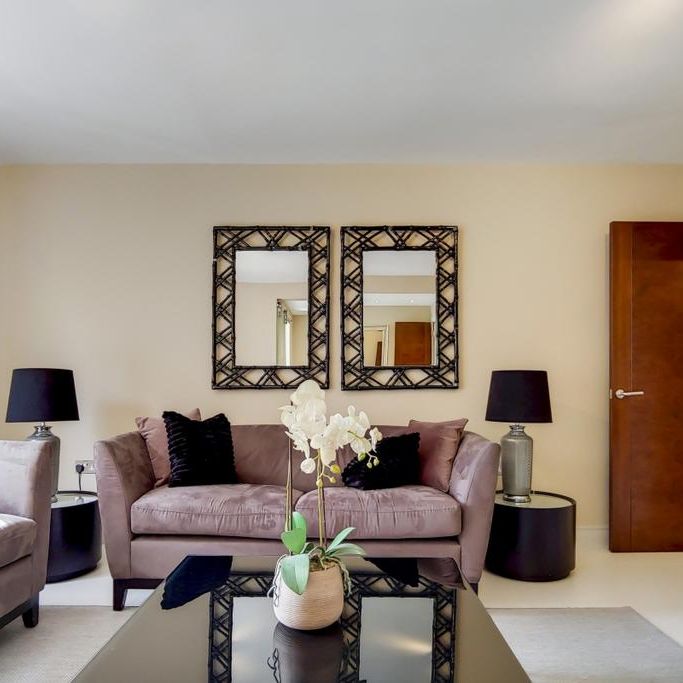 3 bedroom flat to rent - Photo 1