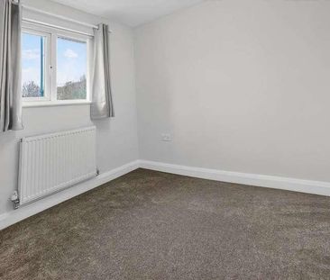 Maes Ifor, Taffs Well, CF15 - Photo 4