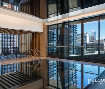 ABODE LIVING WITH STUNNING CBD VIEWS - FURNISHED - Photo 4