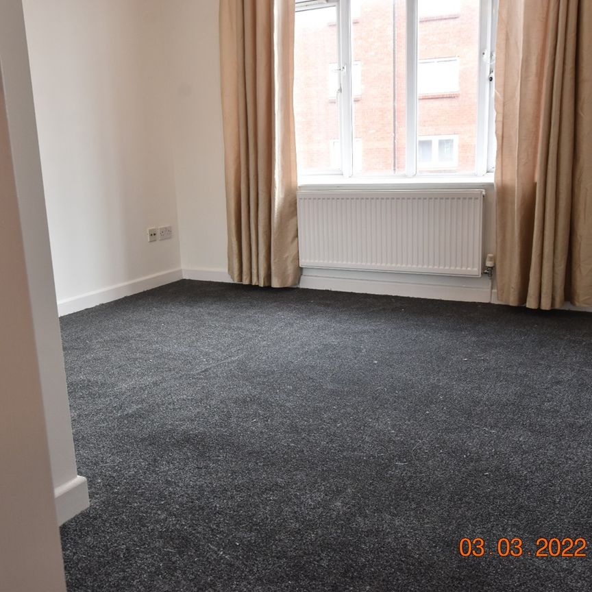 1 Bed Flat, Park Street, LU1 - Photo 1
