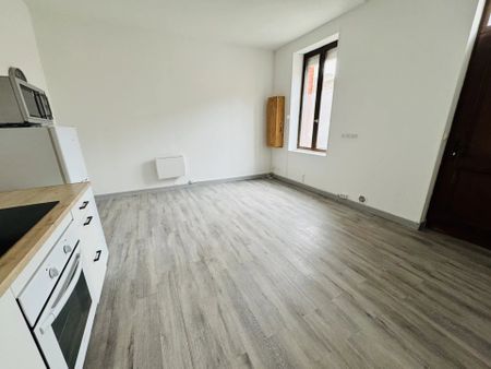 Location Appartement 2 pièces 33 m2 à Saint-Quentin - Photo 4