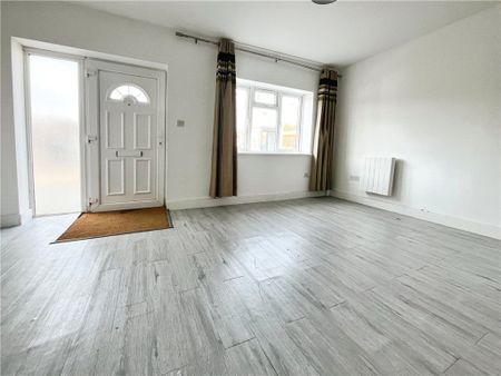 Twickenham Road, Isleworth - Photo 2