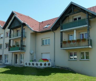 Location - Appartement T3 - 69 m² - Maîche - Photo 1