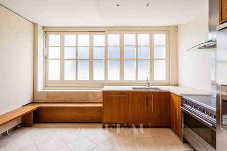 Location hôtel particulier, Neuilly-sur-Seine, 8 pièces, 268.86 m², ref 85956064 - Photo 2