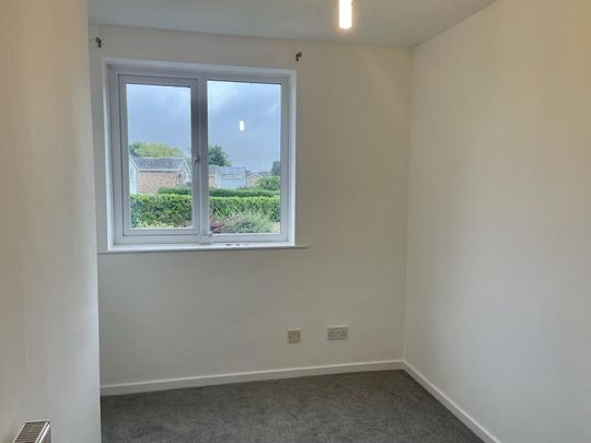 4 bedroom detached house to rent - Photo 1