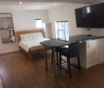 1 bedroom house to rent - Photo 2