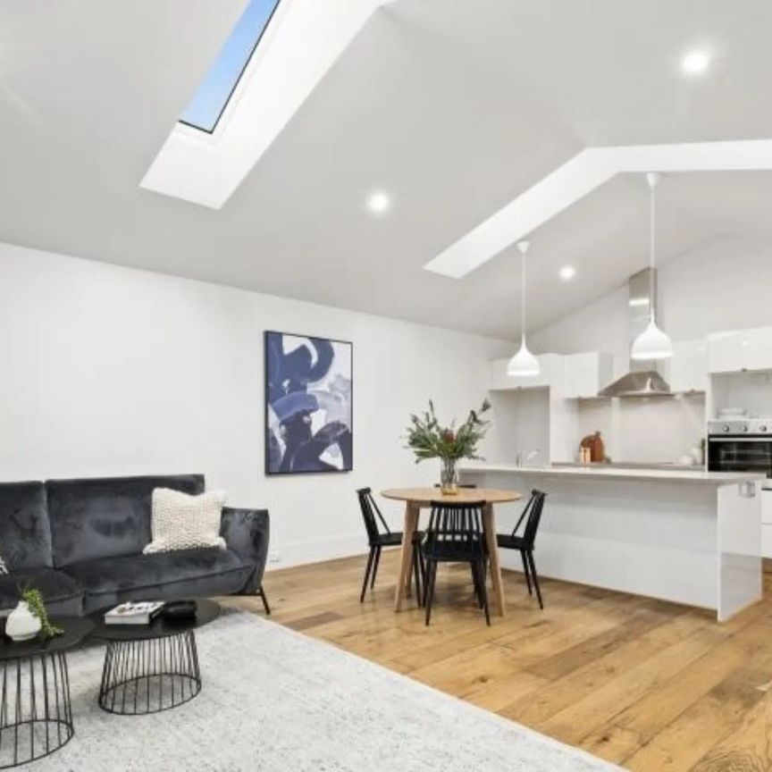 Victorian Elegance Meets Modern Ease – Two Permit Parking Spaces Available - Photo 1