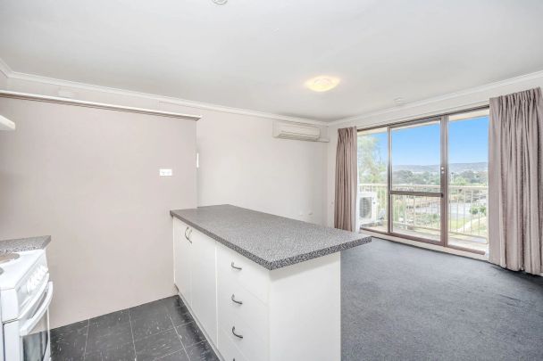 Top Floor Living - Photo 1