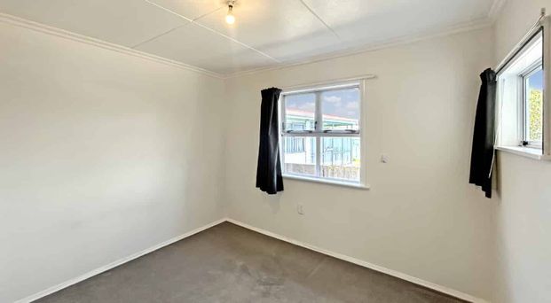 WEST END - 2 BEDROOMS - Photo 1