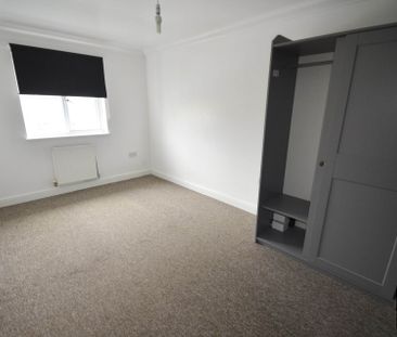 Poethlyn Drive, Norwich - Photo 3
