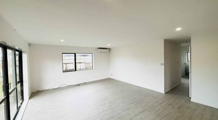 FAVONA, 3 BEDROOMS - Photo 4