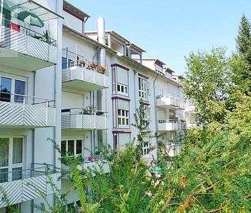 Moderne 2-Zimmer-Wohnung mit Balkon in KN-Petershausen - Photo 1