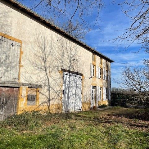 Location Maison 5 pièces 115m² CHANDON 42190 - Photo 1