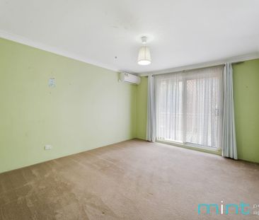 Spacious & Modern 2-Bedroom Unit for Rent – Prime Bankstown Location - Photo 4