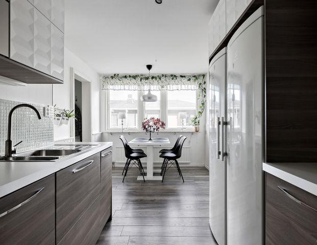 Strågatan 12 - Photo 1