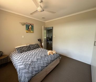 Fully Furnished One Bedroom Unit - Photo 1