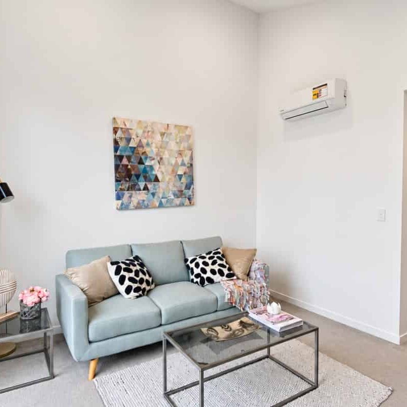 2 bedroom townhouse - Photo 1